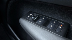 Volvo Xc40 2.0 B4P Inscription Pro 5dr Auto Petrol Estate